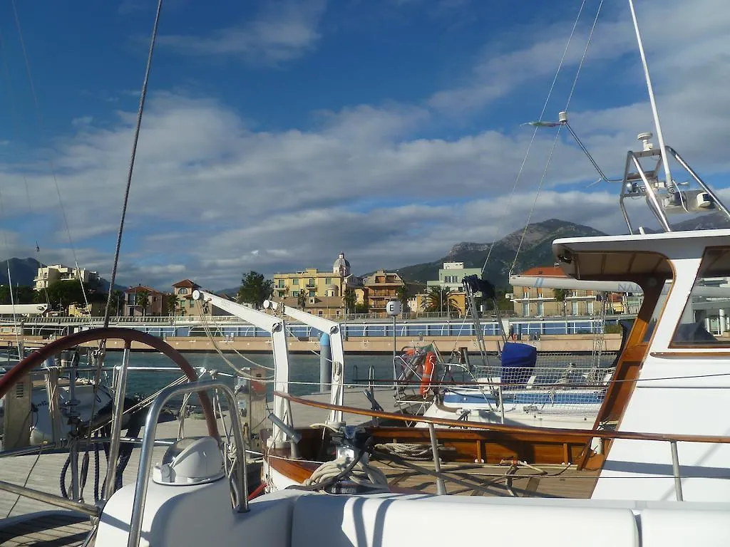 Le Vele Residence Sailing Boat Loano 0*,  Italy