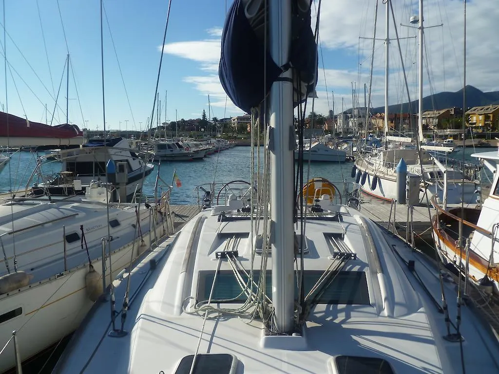 Hotel en barco Le Vele Residence Sailing Boat Loano Italia